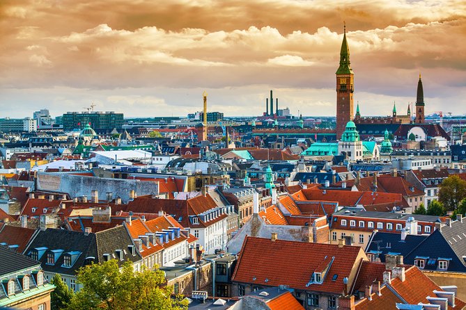 2-Hour Private City Walking Tour with a Canal Tour ticket - Christianshavn and Copenhagen’s canal character