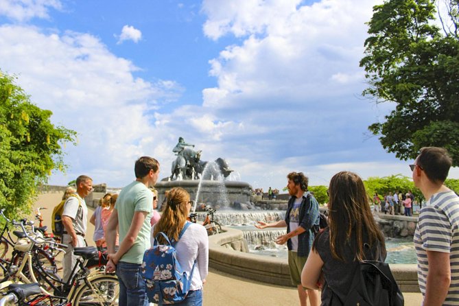 3-hour Copenhagen City Highlights Bike Tour - City Hall Square and Torvehallerne: public life and food