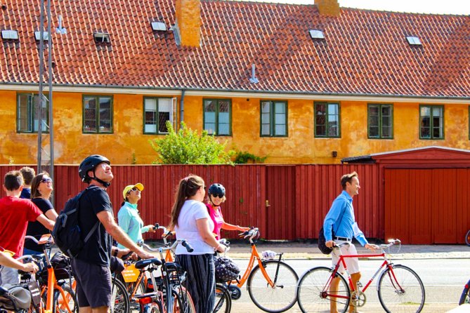 3-hour Copenhagen City Highlights Bike Tour - Circle Bridge and Christiansborg: water, design, and power