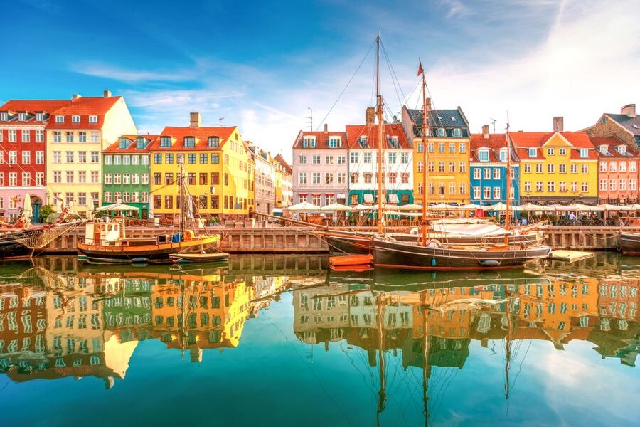 3-Hour Private Copenhagen Walking Tour - Nyhavn After a Fifteen-Minute Walk