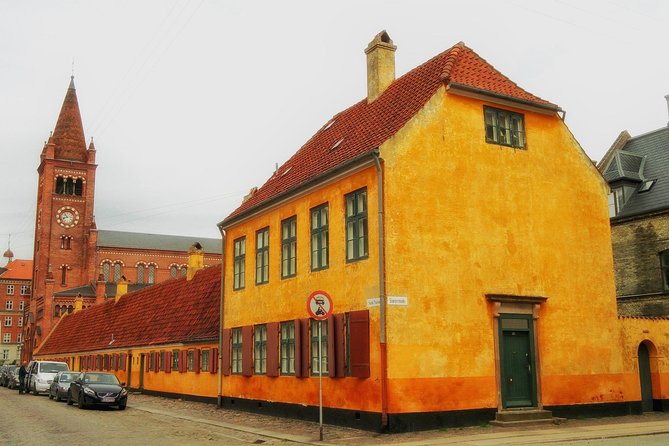 3h Private walking tour, Copenhagen - Copenhagen Cathedral and the city’s older religious center