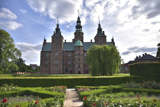 3h walking tour, small group max 10 people Copenhagen - Copenhagen Cathedral and the city’s older foundations
