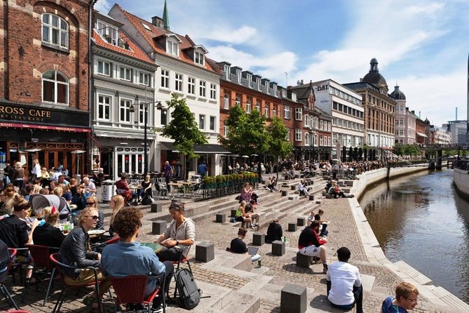 Aarhus Private Transfer from Aarhus (AAR) Airport to City centre - From Aarhus Airport in Kolind to the city center