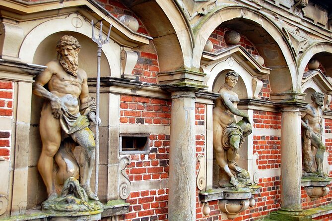 Castles of Kronborg and Frederiksborg from Copenhagen by Car - Is $654.19 per person fair value?