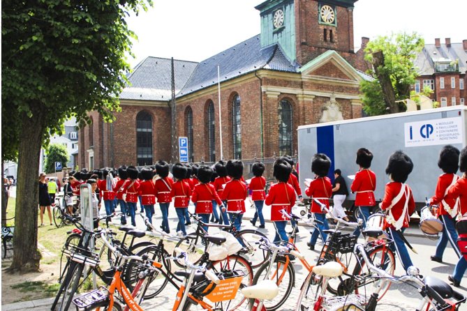 Copenhagen: 2-hour City Highlights Bike Tour - Starting at Holbergsgade 12