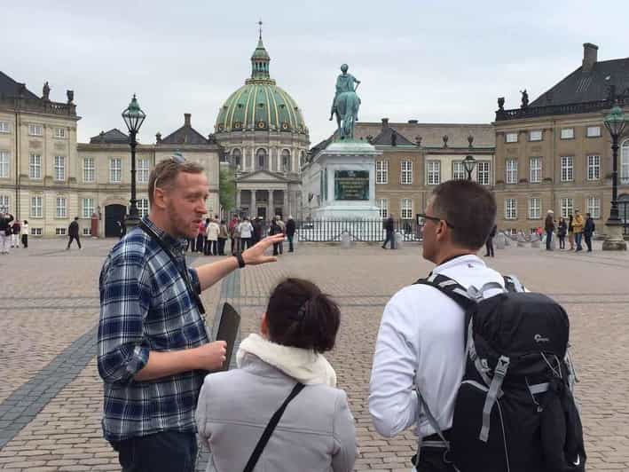Copenhagen: A guided walk for first-timers in the city - Amalienborg completes the royal story