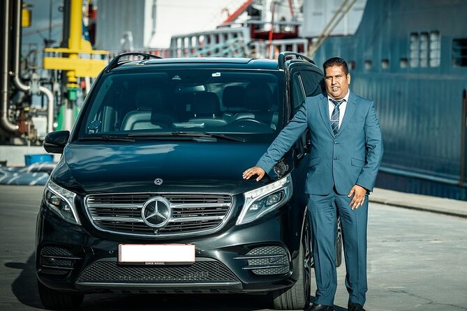 Copenhagen Airport Transfer Service | English Speaking Driver - Booking details that can prevent trouble
