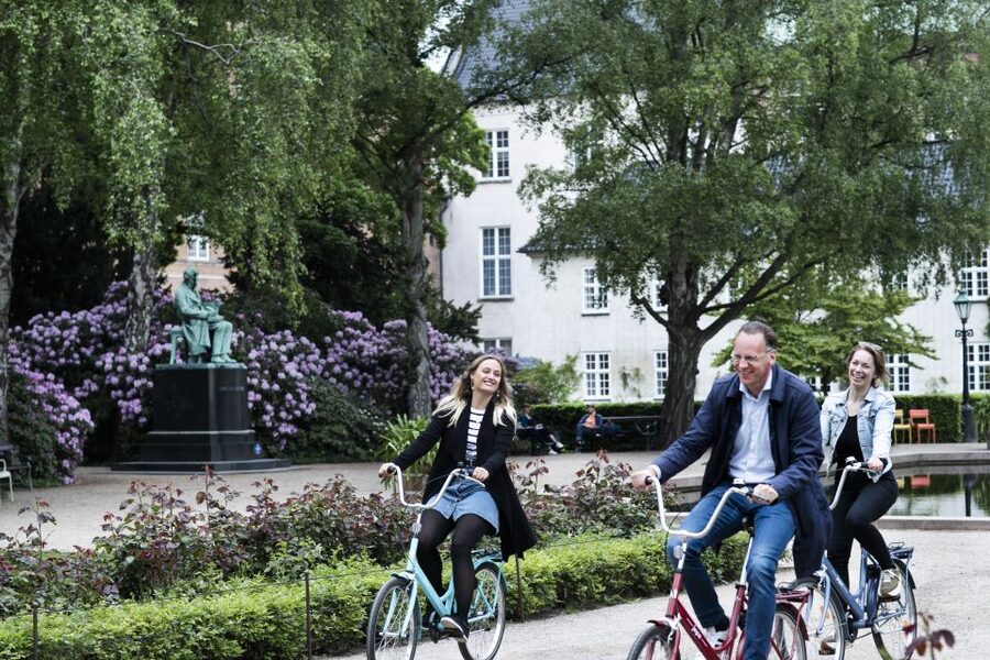 Copenhagen: City Highlights Guided Bike Tour - The key points at a glance