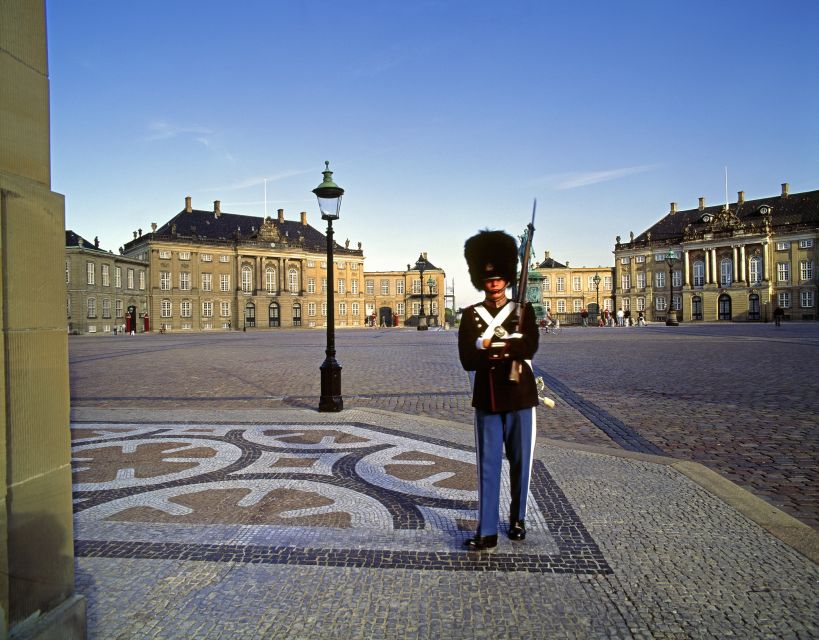 Copenhagen: City Highlights Guided Bike Tour - Starting at Nikolaj Plads 34