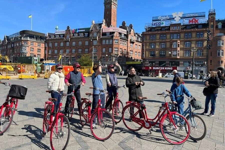Copenhagen: City Highlights Walking Tour with Local Guide - The Copenhagen Opera House and the city’s changing waterfront