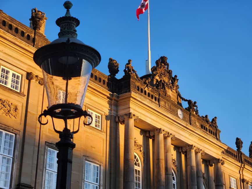 Copenhagen Combo: Walking Tour, Harbor Ferry & Royal Guards - Who should book this Copenhagen experience?