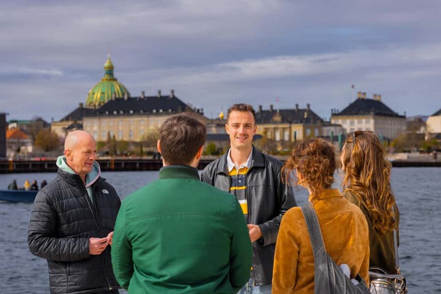Copenhagen: Danish Design and Architecture Walking Tour - Finishing at Designmuseum Danmark