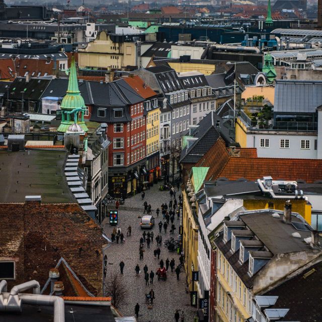 Copenhagen: Express Walk with a Local in 60 minutes - What this Copenhagen express walk is really for