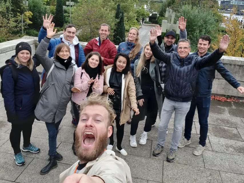 Copenhagen: Group Walking Tour - City Highlights - 2 Hours - How hard is the two-hour walk?