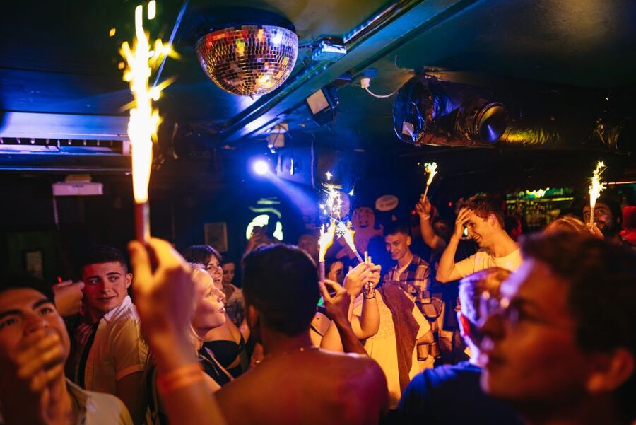 Copenhagen: Guided Party Pub Crawl with 4 Shots and 1 Drink - Guides are the main reason this works