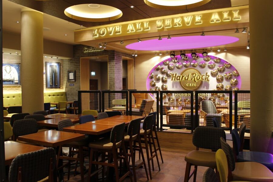 Copenhagen: Hard Rock Cafe with Set Menu for Lunch or Dinner - Drinks, alcohol, and the real price
