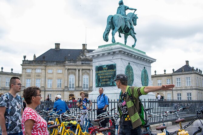 Copenhagen Highlights 3 Hour Bike Tour with local Guide - Rosenborg Castle and the Round Tower