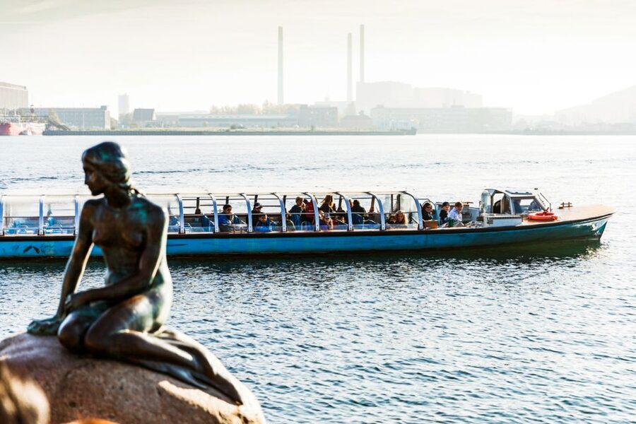Copenhagen: Hop-On Hop-Off Bus Tour with Boat Tour Option - Is $35 good value?