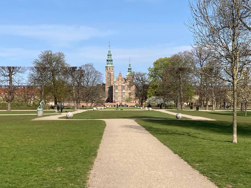 Copenhagen: King's Garden Outdoor Escape Room Game - Finding statues, clues, and royal connections