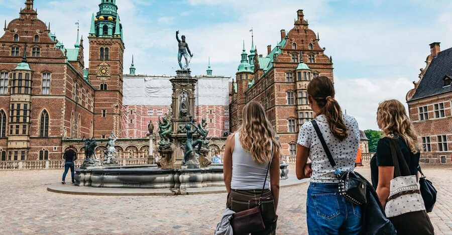 Copenhagen: Kronborg, Frederiksborg Castle and Roskilde Tour - Key points at a glance