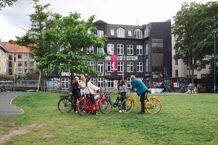 Copenhagen Off the Beaten Tracks: Nørrebro Bike Tour - Nørrebroparken and Jagtvej 69