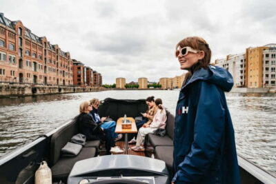 Old Canals and Hidden Gems Social Boat Tour