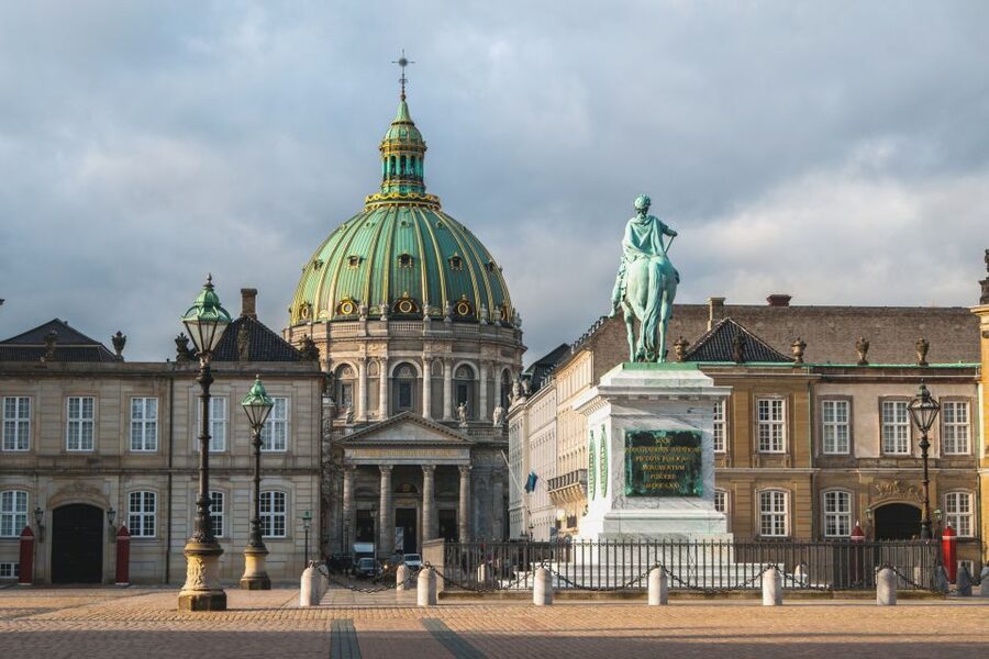 Copenhagen: Private Full-Day City Tour with Lunch Option - Along the water to Kastellet and the Little Mermaid