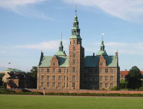 Copenhagen: Private Walking Tour with a Local - Key points to know before booking