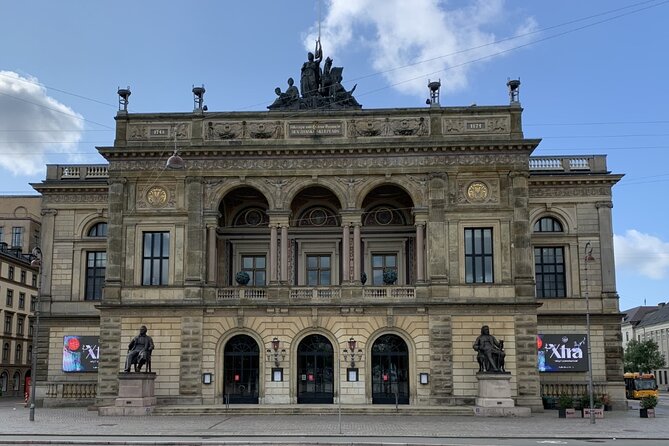 Copenhagen's Royal History: A Self-Guided Walking Tour - Finishing at Amalienborg’s Christian IX’s Palace