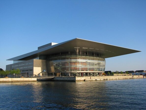 Copenhagen Sightseeing Classic Canal Tour With Live Guide - Key points at a glance