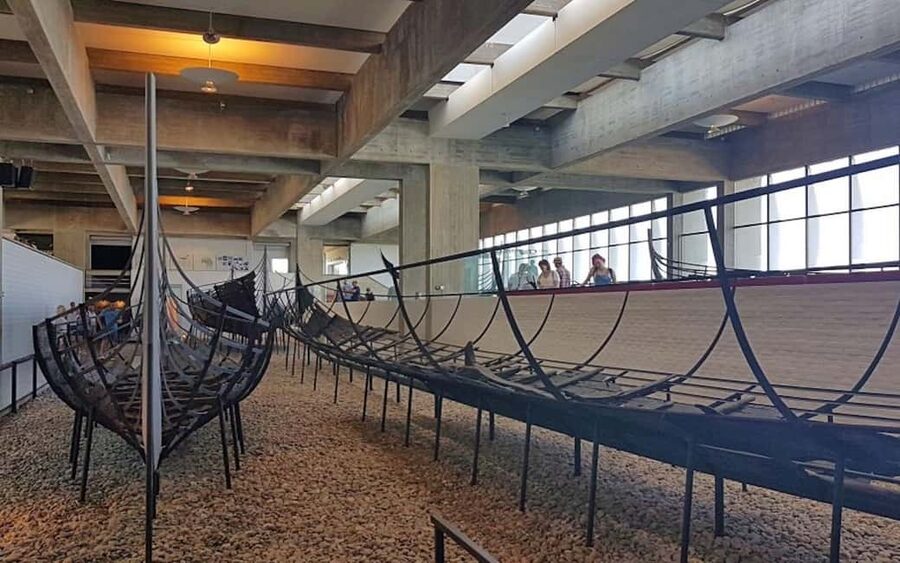 Copenhagen: Tour of Roskilde, the Viking city in Spanish with tickets - What the guide adds to a short visit