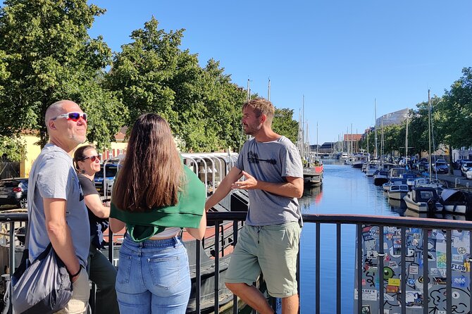 Cph Contast walk with Coffee, Cake & Culture - Coffee and Danish food at Wilders Plads