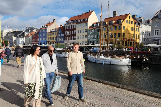 Cph Contast walk with Coffee, Cake & Culture - A gentle introduction to Christiania