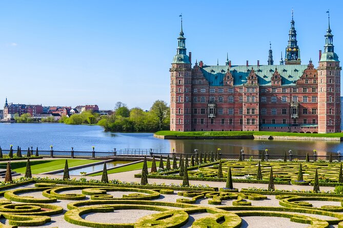 Deluxe Copenhagen Shore Excursion from Cruise Ship Port - The Little Mermaid and the final photo stop