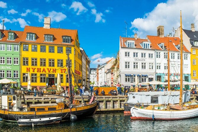 e-Scavenger hunt Copenhagen: Explore the city at your own pace - The Opera House and Christiania