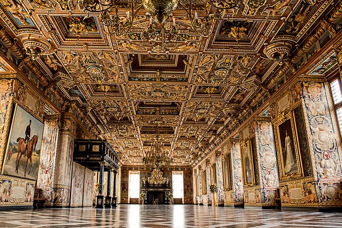 Easy Tour; Kronborg Castle and Frederiksborg Palace - Frederiksborg Palace and the three-hour pause