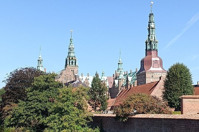 Easy Tour; Kronborg Castle and Frederiksborg Palace - Price, group size, and what you receive