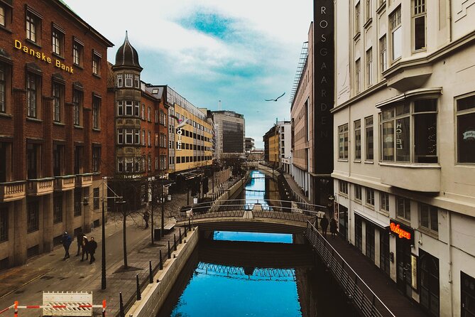 Explore Aarhus in 60 minutes with a Local - A fast introduction to Aarhus in 60 minutes