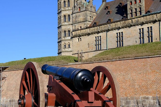 Full-Day; Castle, Palace, Cathedral & Viking ships Tour - Pickup details that require attention