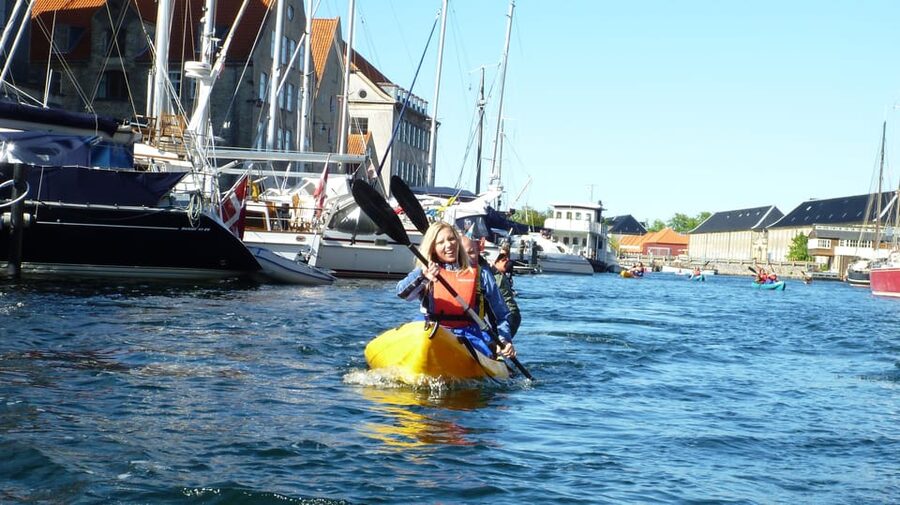 Kayak Tour in Copenhagen Harbor - June, July and August - Gammel Strand and Christiansborg from the canal side