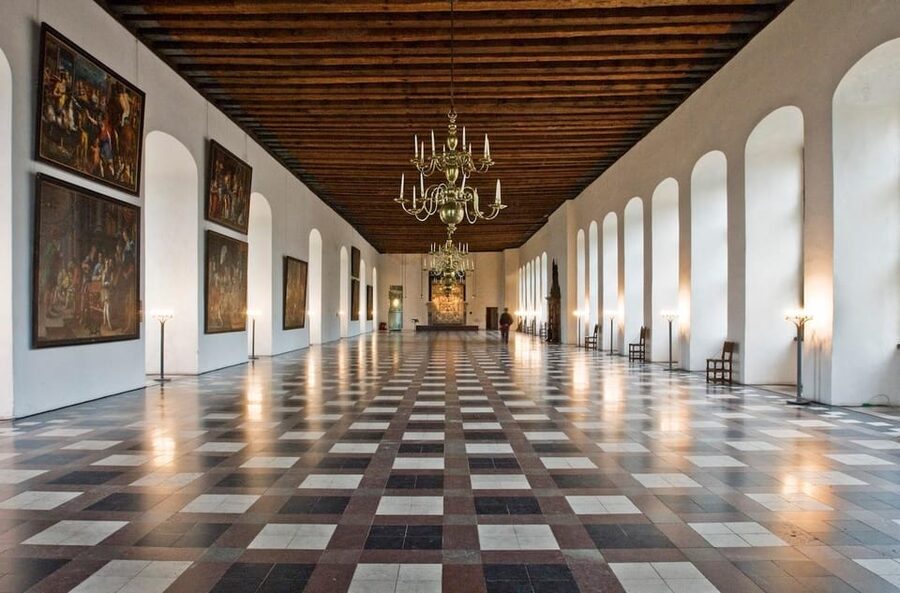 Kronborg Castle Entry Ticket - The royal rooms and great hall