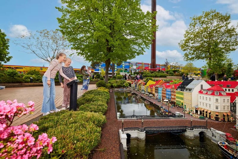 LEGOLAND® Billund: 2-Day Entry Ticket within 6 Days - Entering through Brick Street