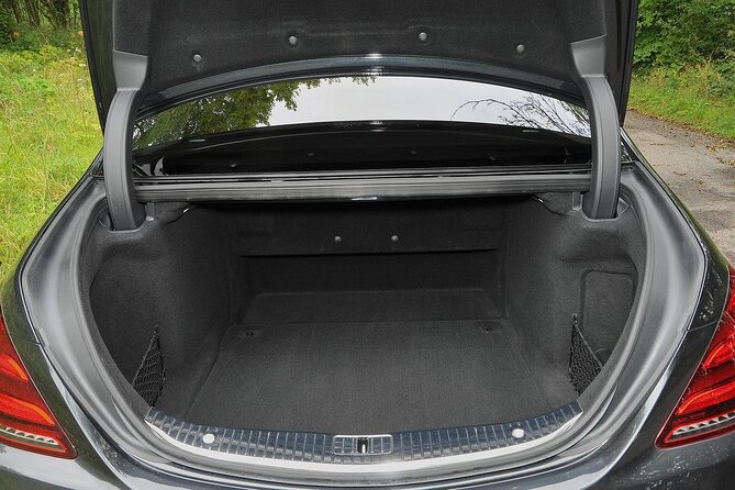Luxury Vehicle Transfer from Copenhagen Airport CPH to Copenhagen - Practical details that can make or break the pickup