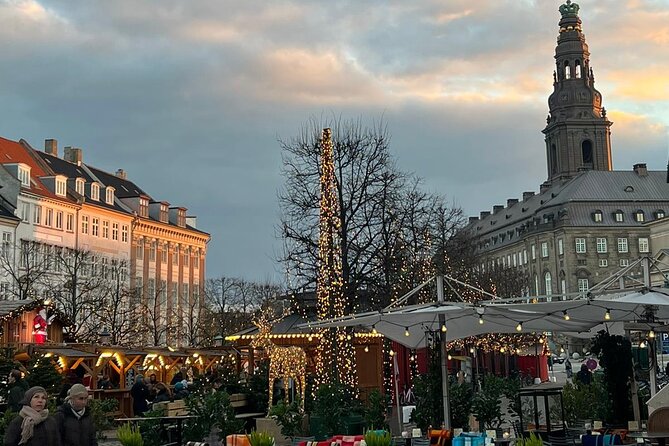 Private 90-Min Ultimate Christmas: Tivoli & Hygge - Why this short Christmas walk works