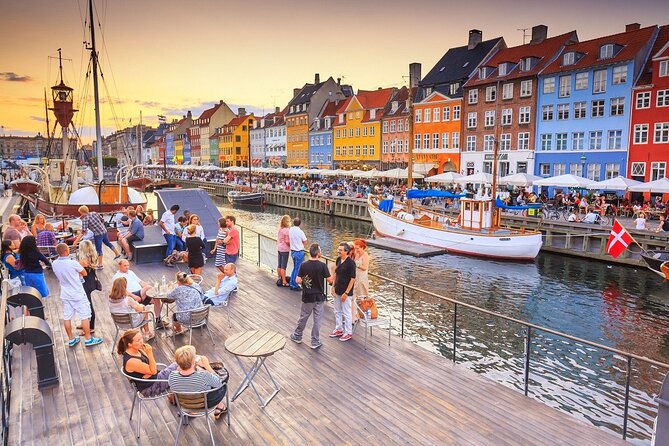 Private Copenhagen Walking and Boating Tour - One hour on Copenhagen’s canals