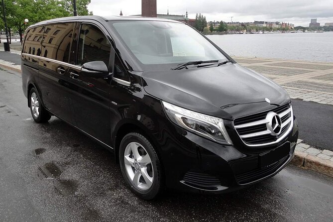 Private transfer Copenhagen airport, Port to or from the city - Meeting your driver at Copenhagen Airport
