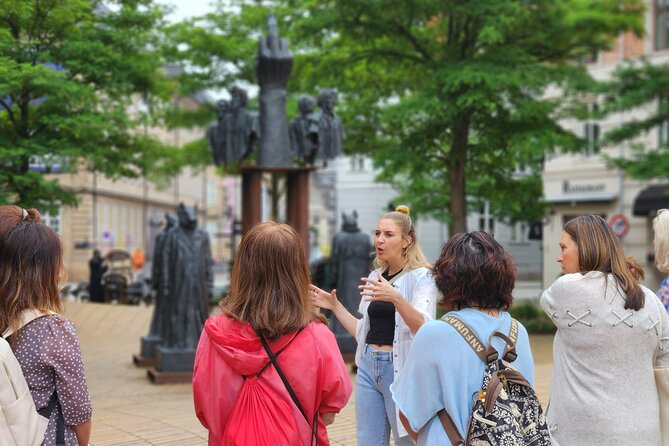 Private Walk & Canal Tour: Highlights + Changing of the Guards - The Little Mermaid and Gefion Fountain