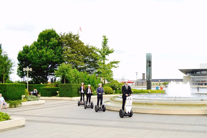 Segway Tour: Copenhagen Christmas Cruise - A full half-hour for Nyhavn and Christmas markets