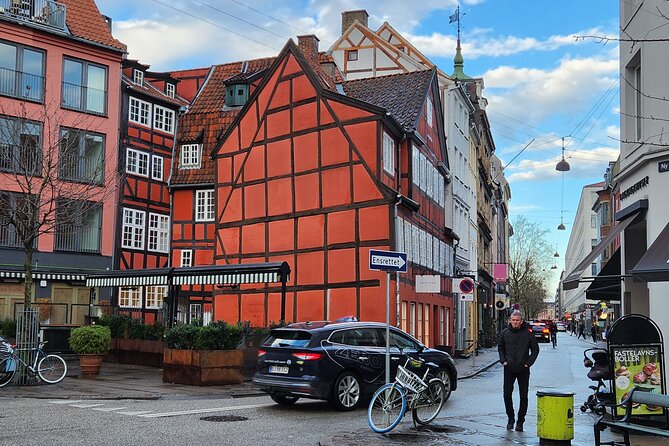 Sights & Gems: Medieval Copenhagen & Nyhavn with a local host - Christiansborg Palace and Denmark’s government