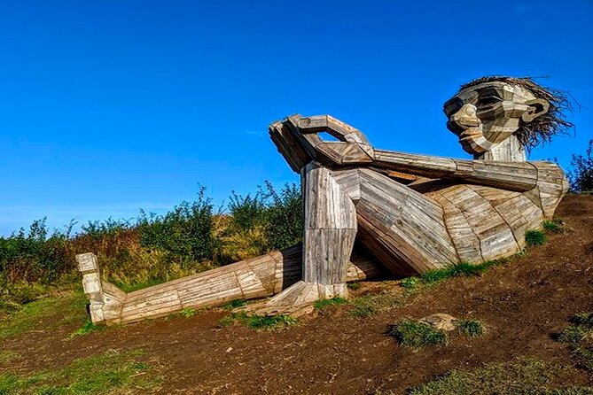 The Six Forgotten Giants Trolls Hunt with Minibus - Why this troll hunt is worth your morning